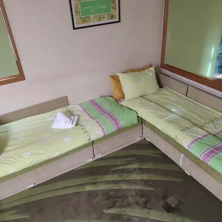 Apartment Apartman Adna *