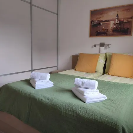 Apartman Adna Apartment *